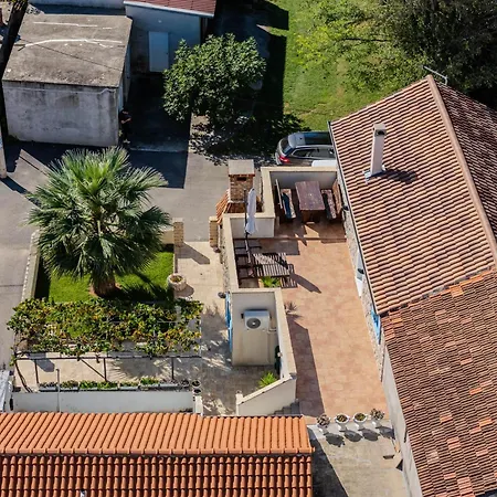 House Maja In With Barbecue And Private Garden - By Ta Leut Agency * Privlaka (Zadar)